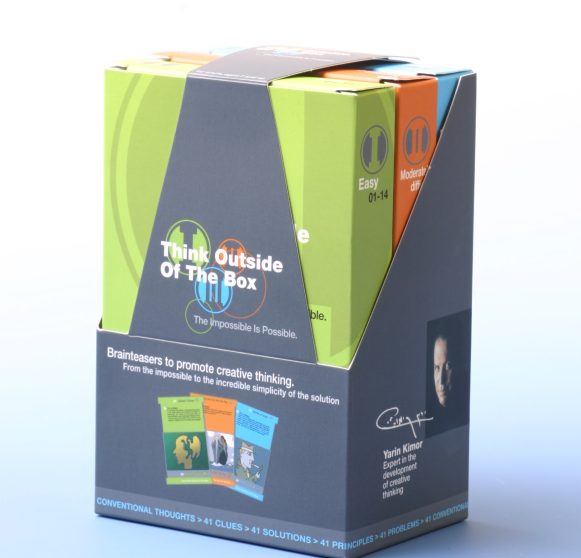 The box of the kit "Think Outside The Box"